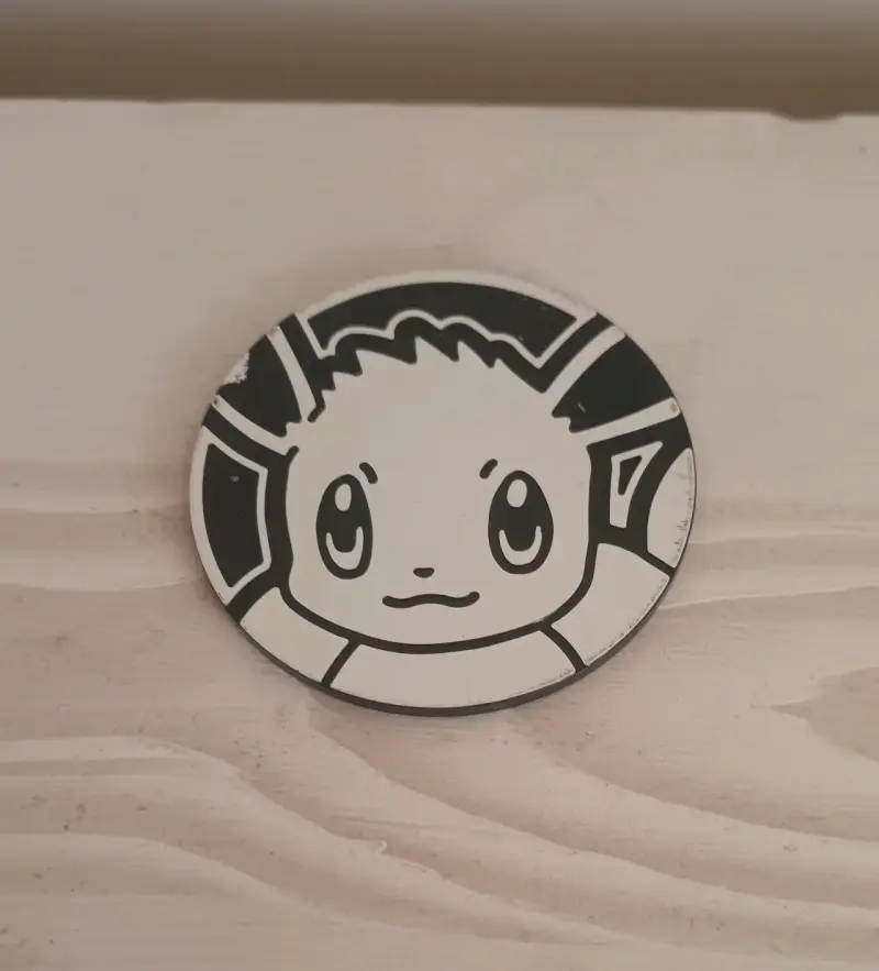 Pokémon, Moneda Coleccionable Eevee