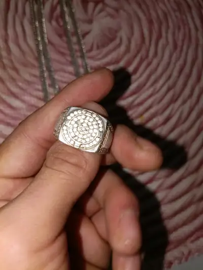 Collar con medalla religiosa - miniatura 3