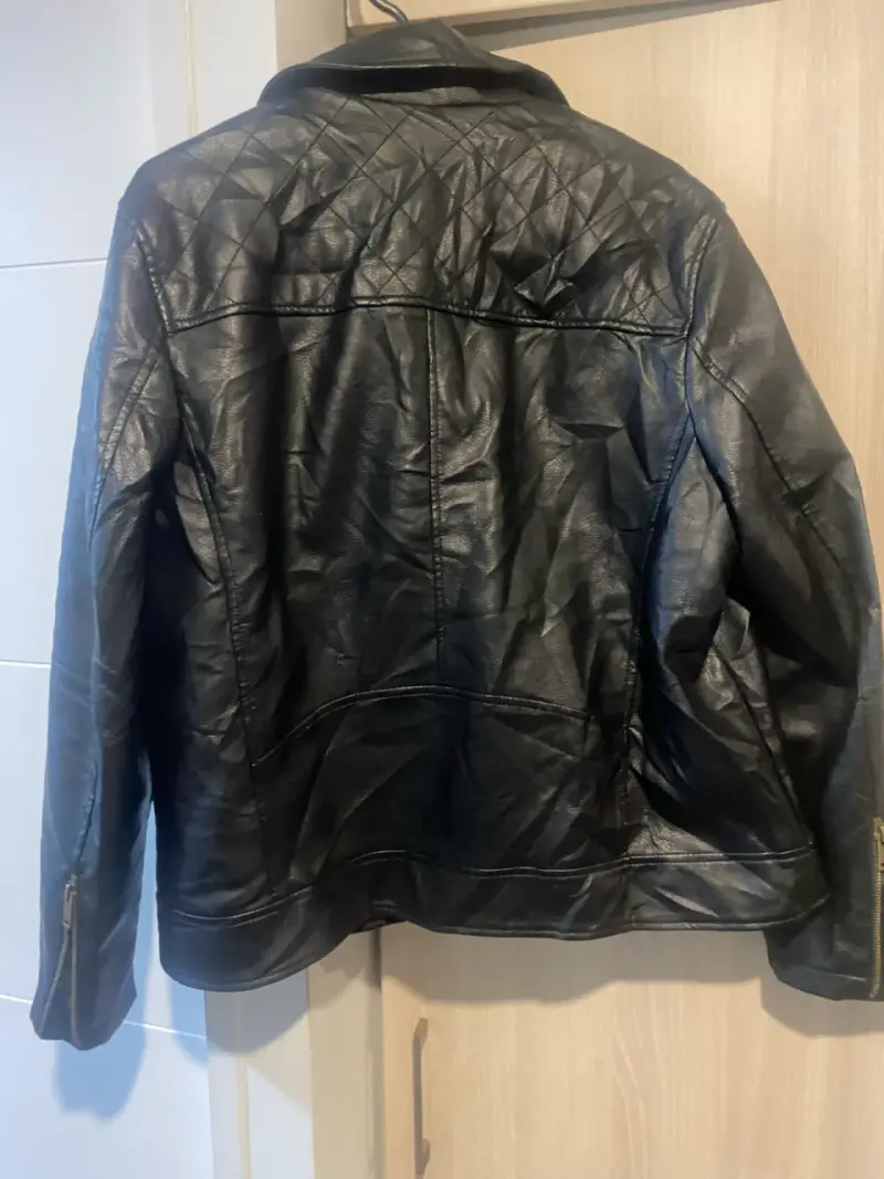 Chaqueta de cuero negra - 3