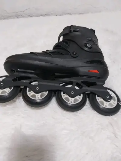 Patines en línea negros - miniatura 3