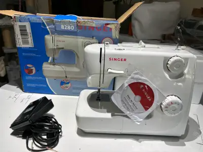 Máquina de coser Singer 8280 usada - miniatura 5