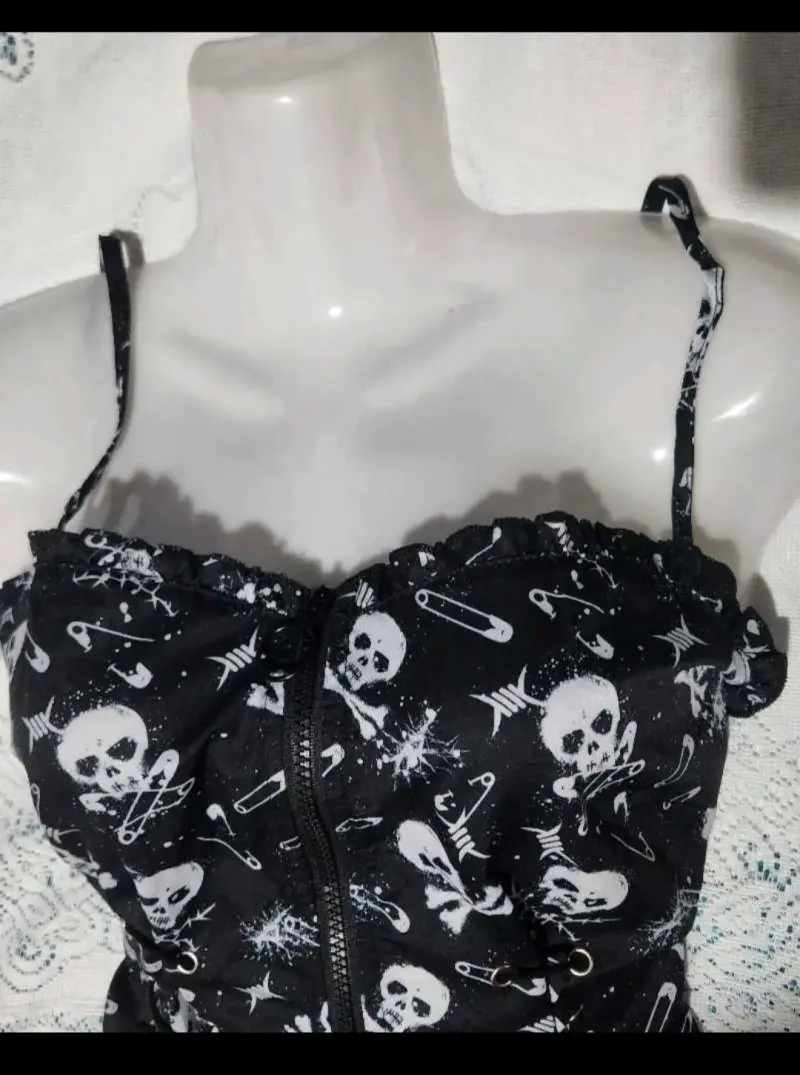 Top negro nuevo importado con estampado de calaver - 4