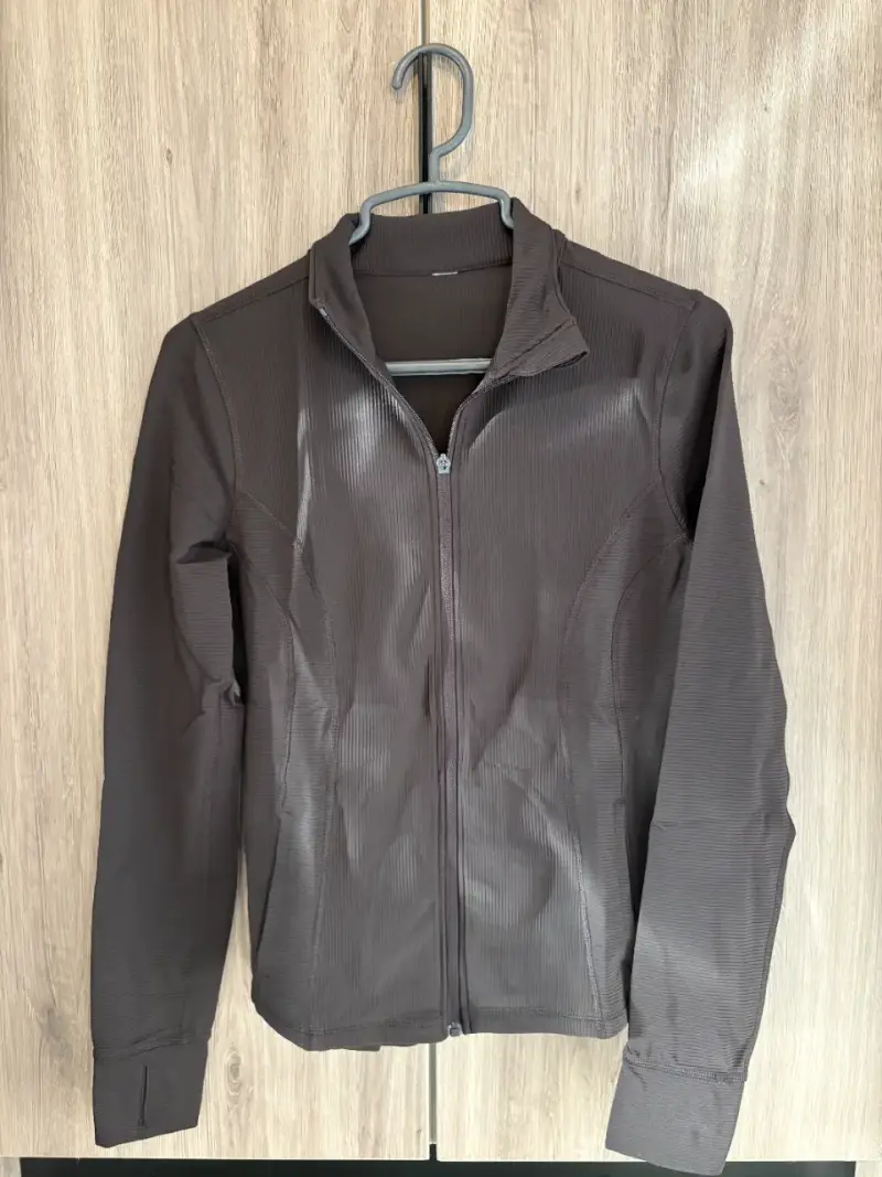 Chaqueta deportiva negra mujer