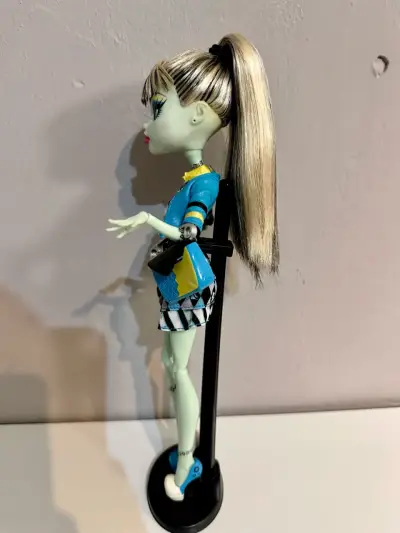 Muñeca Monster High Frankie Stein Picture Day G1. - miniatura 4