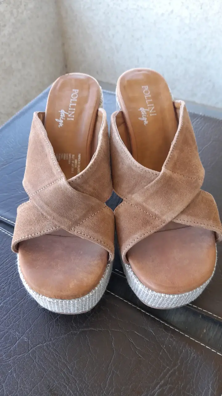 Sandalias plataforma Pollini beige - 1