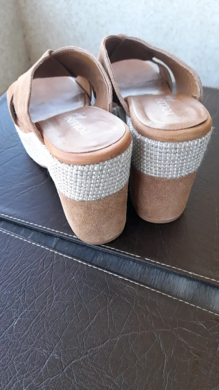 Sandalias plataforma Pollini beige - 3
