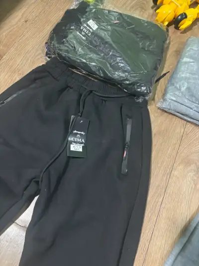 Pantalón jogger gris oscuro - miniatura 2