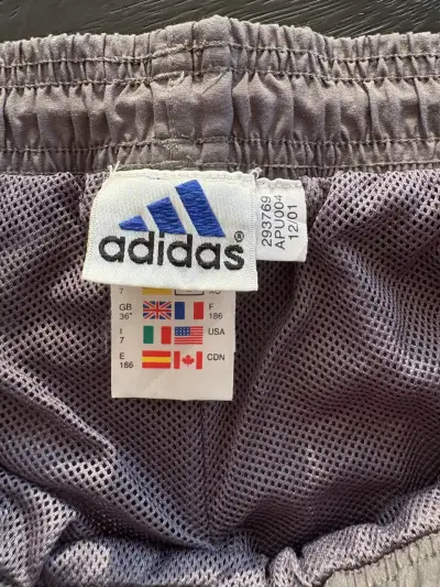 Pantalones deportivos gris Adidas - miniatura 2