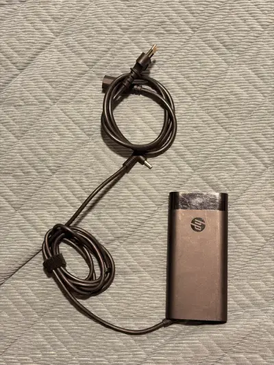 Laptop HP Victus gaming - miniatura 4
