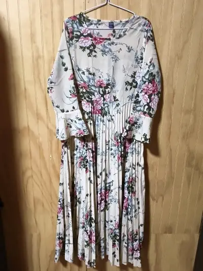Vestido floreado - miniatura 1