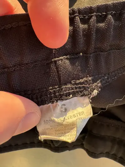Pantalones deportivos negros New Balance - miniatura 3