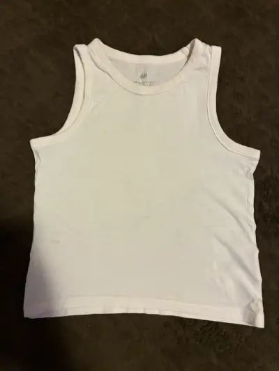 Polera sin mangas blanca - miniatura 1