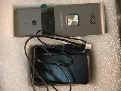Videoteléfono Hikvision de 7 pulgadas - miniatura 3