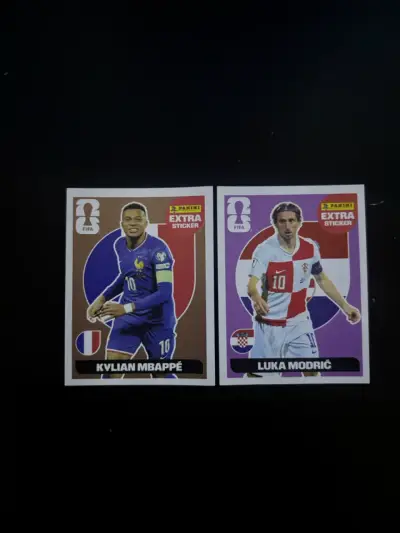 Figuritas Panini Mbappé y Modrić extra - miniatura 1