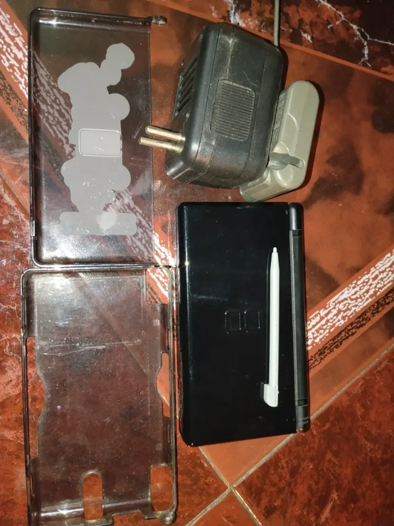 Consola Nintendo DS lite - 3