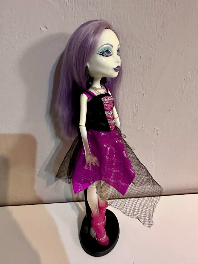 Spectra Ghouls Alive Muñeca con luces y sonido - 3