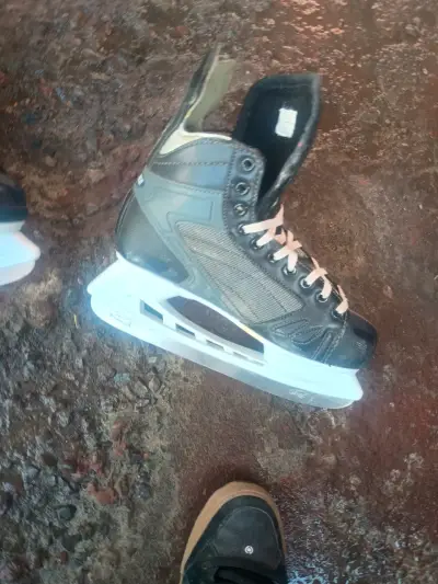 Patines de hielo negros - miniatura 4