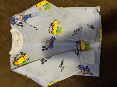 3 Pijamas infantil estampado - miniatura 1