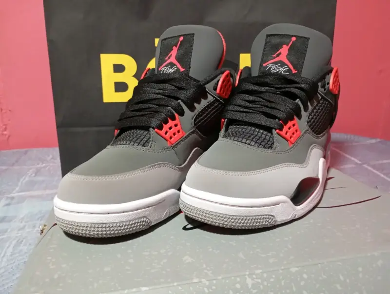 Jordan 4 infrared - 1