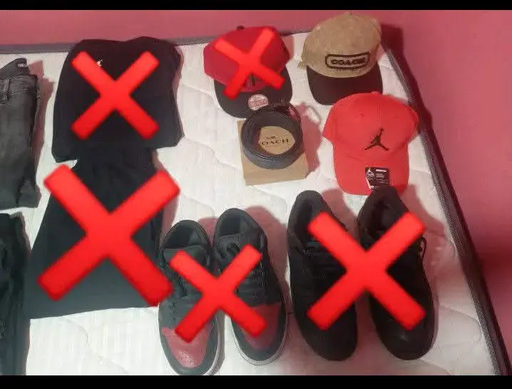 Se vende ropa - 2