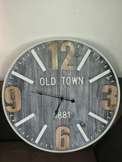 Reloj de pared estilo vintage - miniatura 2