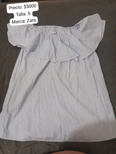 Blusas de diversas marcas y diseños - miniatura 1