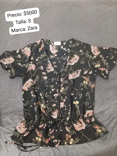 Blusas de diversas marcas y diseños - miniatura 2