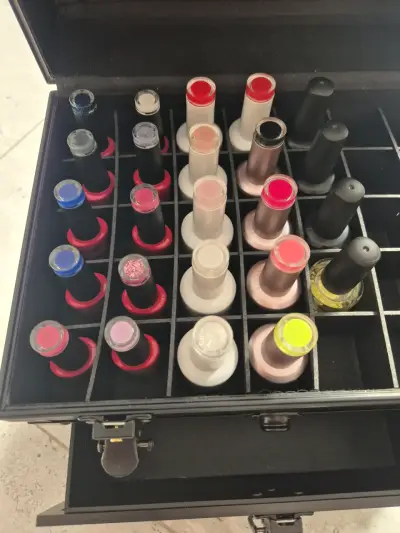 Set de esmaltes para uñas - miniatura 1