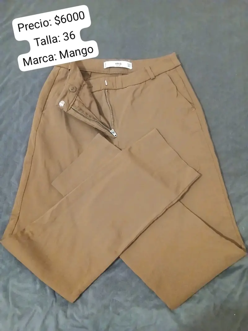 Pantalon marron Mango