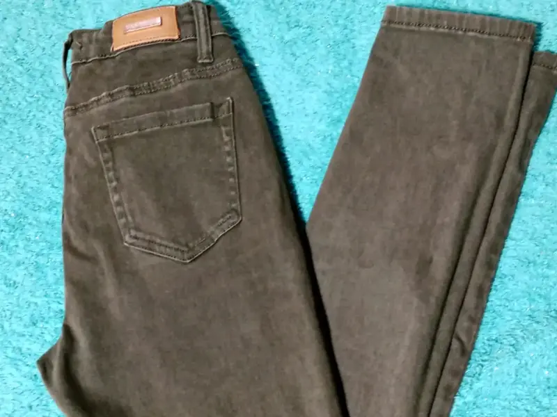 Jeans verdes mujer - 1