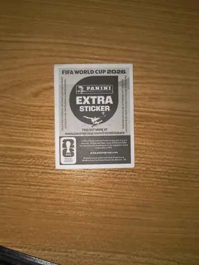 Lámina Panini Messi FIFA EXTRA DORADO - miniatura 3