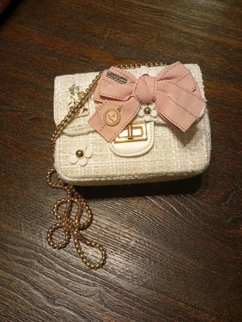 Cartera de hilo con lazo rosa - 5