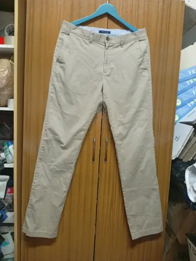 Pantalones Tommy color beige para hombre - miniatura 1