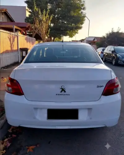 Auto Peugeot 301 blanco - miniatura 1