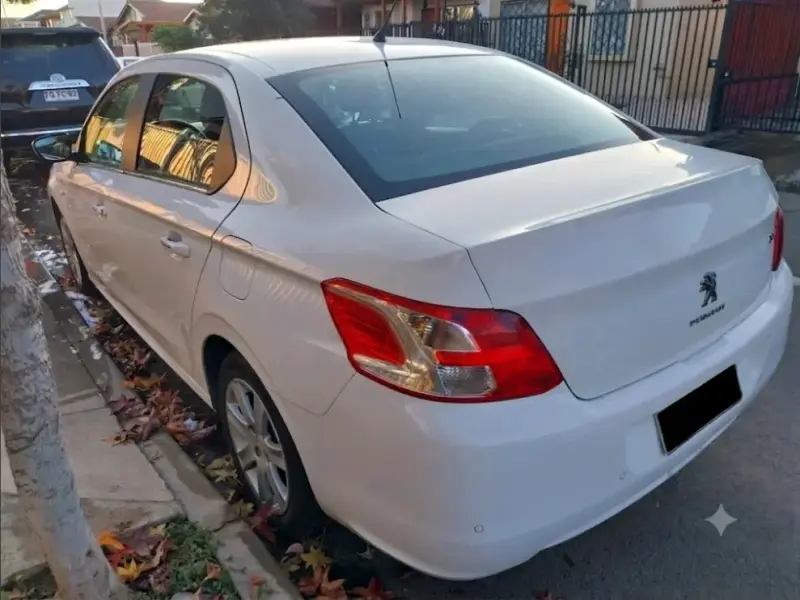 Auto Peugeot 301 blanco - 3