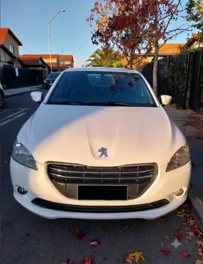 Auto Peugeot 301 blanco - miniatura 4