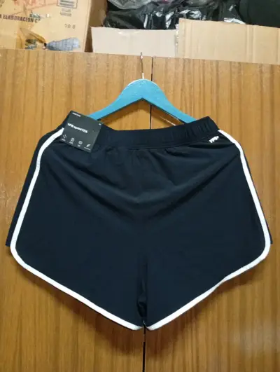 Shorts deportivos azul con franjas - miniatura 3