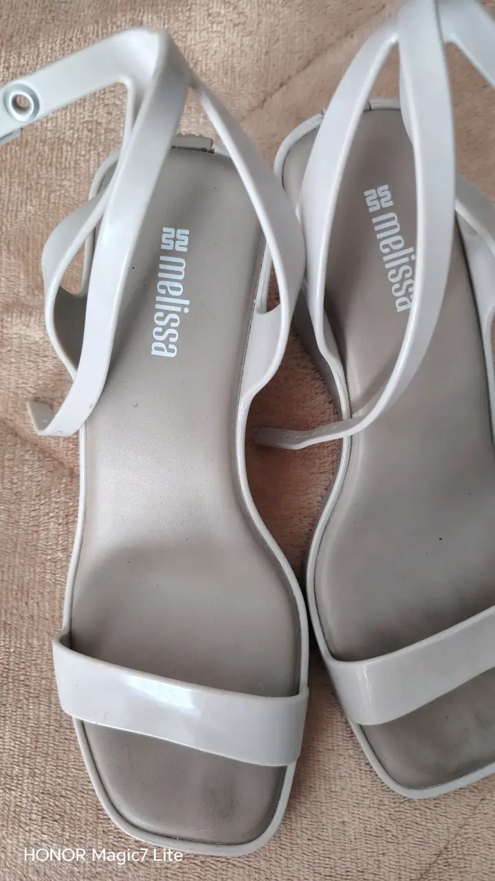 Sandalias blancas de mujer - 5