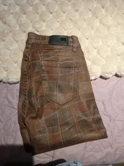 Pantalones estampados metálicos - miniatura 6
