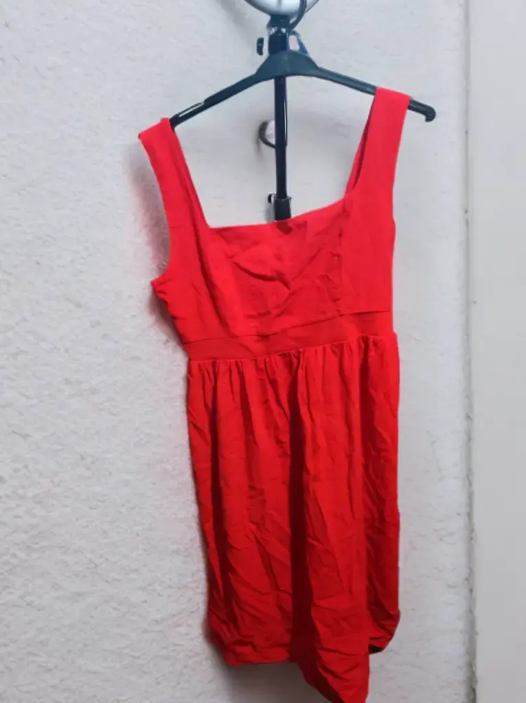 Vestido rojo sin mangas