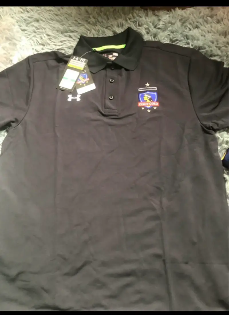 Polerón Under Armour Colo-Colo - 4