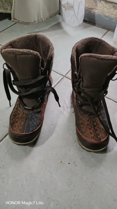 Botas de invierno marrones - miniatura 1