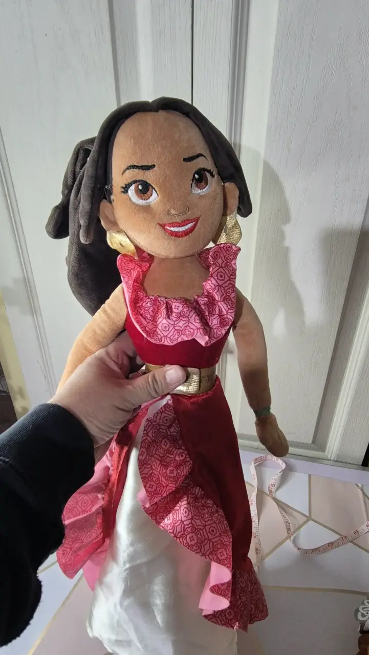 Muñeca de peluche princesa - 1