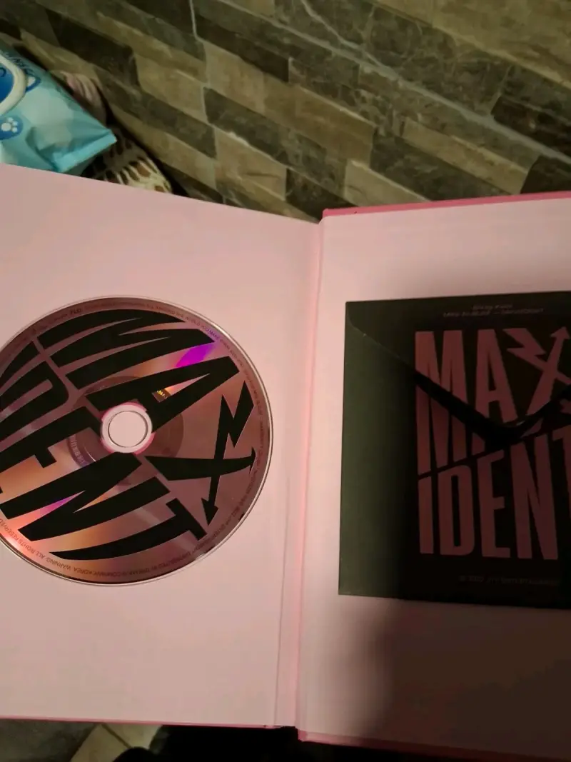 Álbum Max Ident Stray Kids - 4