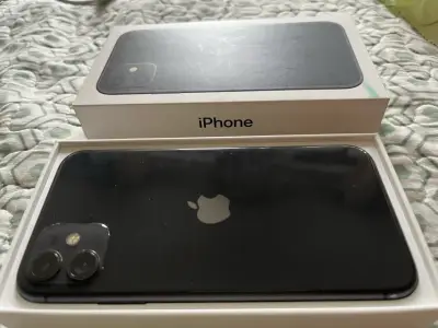 Iphone 11 - Smartphone usado en caja original - miniatura 3