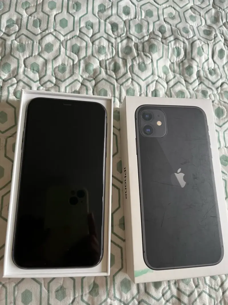 Iphone 11 - Smartphone usado en caja original - 4