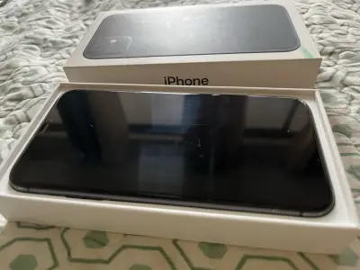 Iphone 11 - Smartphone usado en caja original - miniatura 5