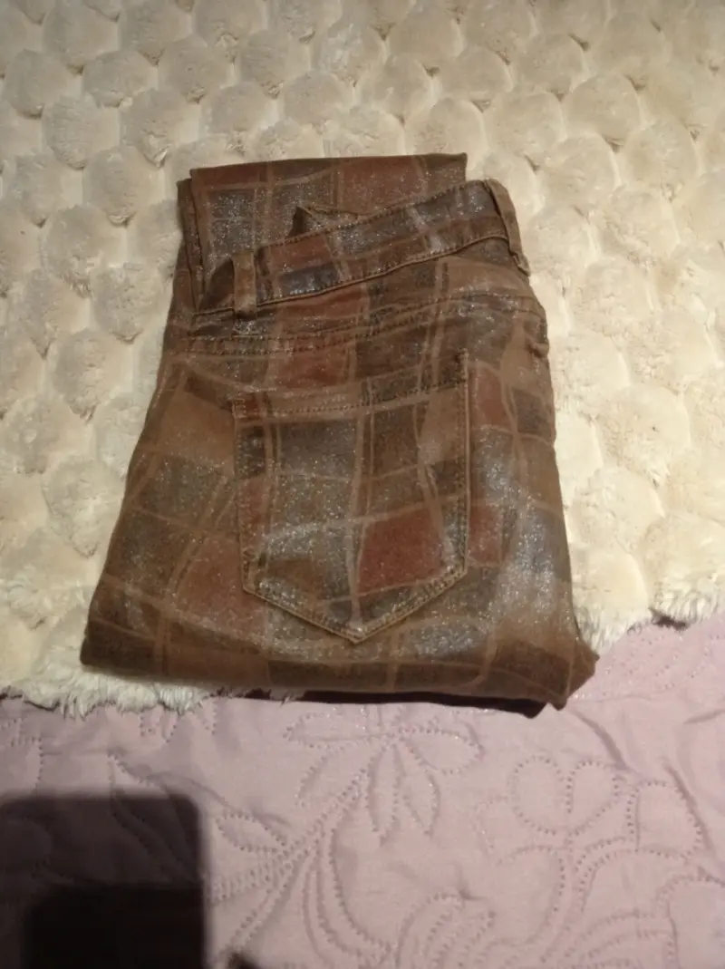 Jeans marrones con brillo - 4