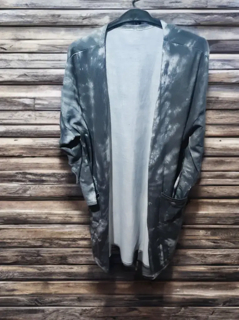 Cardigan gris con efecto desteñido