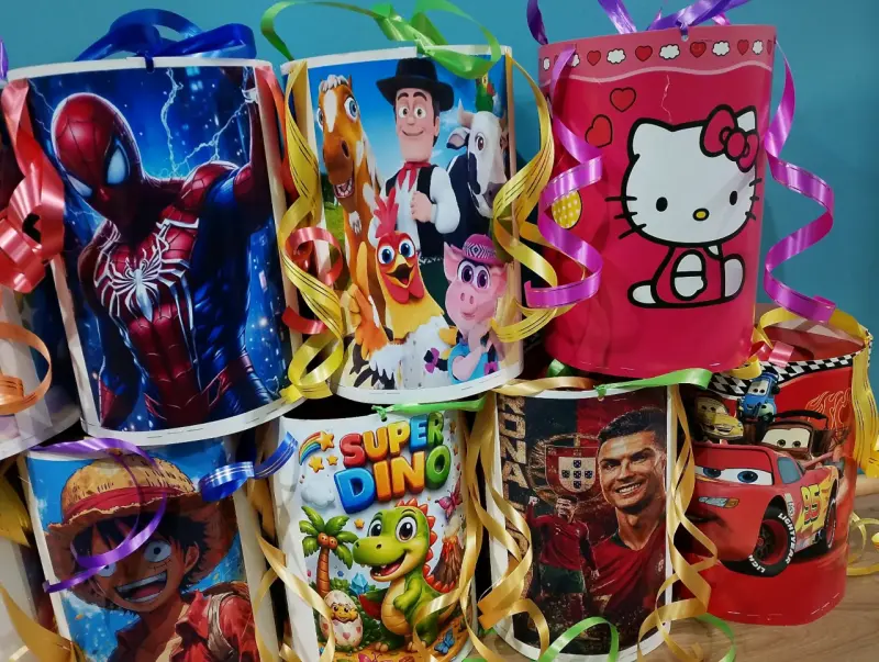 Piñatas temáticas decorativas - 2